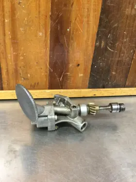1553202 Alfa Romeo Spider 66-93 Original Engine Oil Pump. #1553202. Used. Kar1291