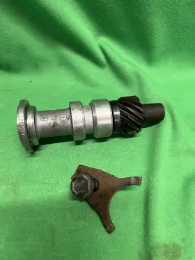 2815-01-480-7632 Am General 6.2 And 6.5 L Diesel Oil Pump Drive Gear Chevy Gmc 26045801 5714669