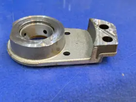 8200780410 Audi 12-18 A8 S6 S7 Engine Oil Cooler Coupler Bearing Attachment Bracket Oem #2