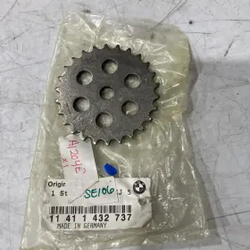 11411432737 Bmw 2000-2006 E38 E39 E46 Oil Pump Sprocket Genuine New Oem