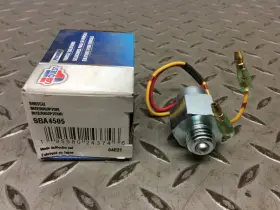 Sba4505 Carquest Fit 09-16 Volkswagen Touareg Audi Q7 3.0l Oil Pressure Switch