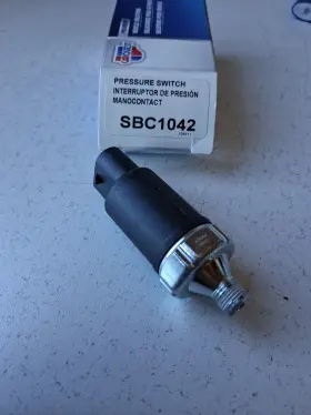Sbc1042 Carquest 1988-1992 Dodge Truck Van 3.9 5.2 5.9 Oil Pressure Switch New