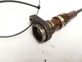 312.gm1o11 Chevrolet 2011 Impala Engine Oil Pump Shaft #2