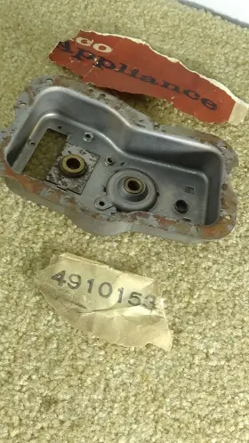 4910153 Delco 1960s/70s Gm Chevrolet Automobile Appliance #4910153 Metal Pump Cover