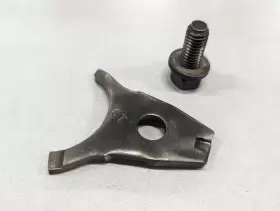 6250105 Detroit Diesel Chevy Oil Driveshaft Hold Down Clamp 6.5 Liter Ml1s5 Chevrolet Gmc #2