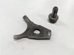 6250105 Detroit Diesel Chevy Oil Driveshaft Hold Down Clamp 6.5 Liter Ml1s5 Chevrolet Gmc #3