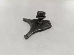 6250105 Detroit Diesel Chevy Oil Driveshaft Hold Down Clamp 6.5 Liter Ml1s5 Chevrolet Gmc