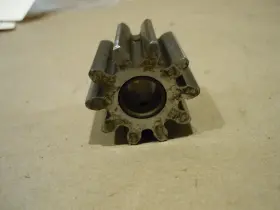 109957 Ferrari 105704 208 308 - Oil Pump Gear P/n #3