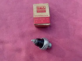 C1tf-9278-b Ford 1961-67 Big Truck Oil Pressure Switch Nos H Ht N Nt F Series