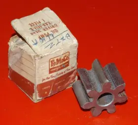 B2tz-6610-a Ford Eaa-6614-b Nos 1952-1961 Car Truck Oil Pump Driven Gear / #2