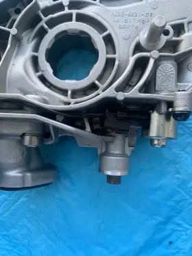 Hl3e-6621-ce Ford Fomoco 17-24 Oil Pump Complete Select Modelshl3e-6621-ce/ 4k Miles Oem #3
