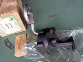 D0az-6600-a Ford Mercury Nos Oem 1970 - 1974 351c 429 460 Oil Pump With Pickup Torino