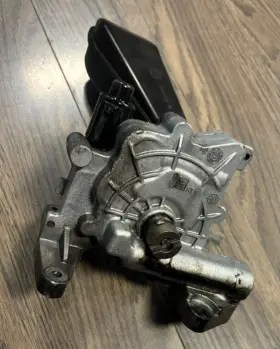 55509666 General Motor 55506514 Oem 2019-2023 Gm 3.0l L6 Diesel Oil Pump With Solenoid #2