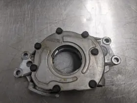 12512229 Gmc Engine Oil Pump From 2010 Sierra 1500 5.3 #2
