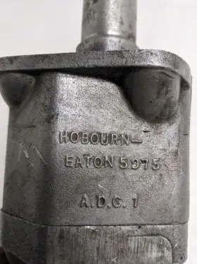 R11ta Hobourn-eaton 5975 Adc1 Oil Pump No Gear Drive For Mg/triumph Cars Used #3