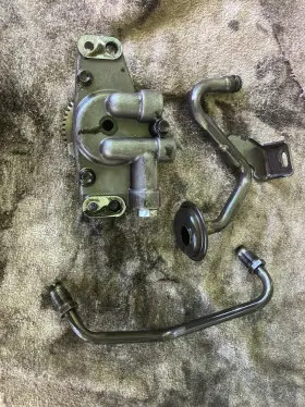 4lc1 Isuzu Oil Pump Pick Up Tube And Transfer
