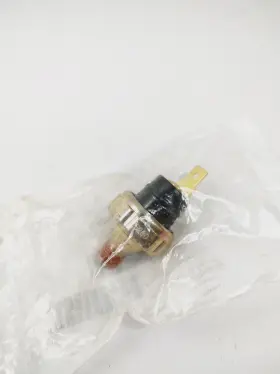 27010-0818 Kawasaki Original Oe Genuine Oem Oil Pressure Switch