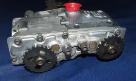 1561802101 Mercedes-benz 2007-2015 M156 6.2l V8 Engine Oil Pump Balance Shaft Oem Nice 50k Mi #2