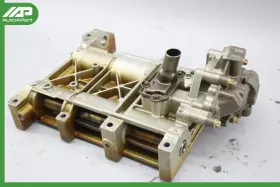 2710300816 Mercedes-benz 12-15 W204 C250 Slk250 M271 Balance Shaft Housing Oil Pump Oem