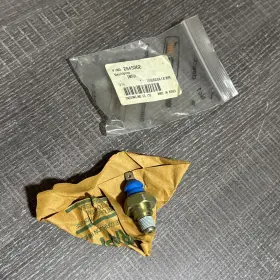 2848062 Perkins Genuine Kioti Pressure Switch 1004-4 1006-6 Engine