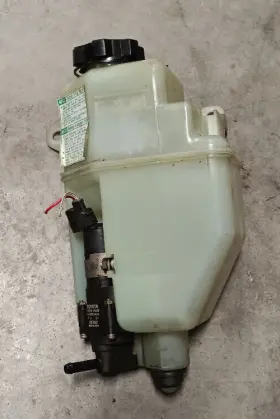 2tzfze Toyota Oil Reservoir With Pump 1994-1997 Previa S/c