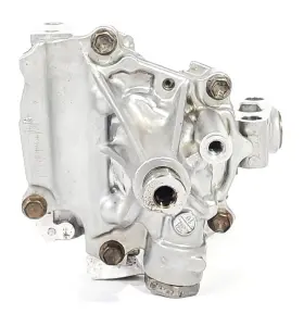 7061445 Toyota Used Engine Oil Pump Fits 2018 Camry Grade A