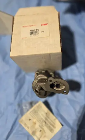 50135 Trw High Volume Oil Pump # For Chevrolet V8 Engines - Free Shipping