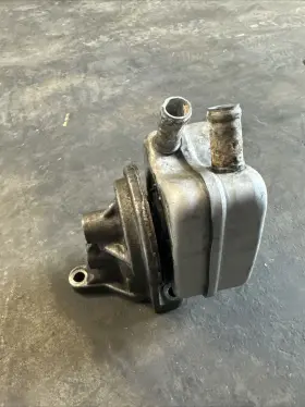 068115417r Volkswagen Vw Golf Jetta Mk2 1.6td Gtd Diesel Oil Filter Housing Mount Bracket