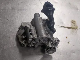 06h115105bc Volkswagen Engine Oil Pump From 2014 Passat 1.8 Turbo #2